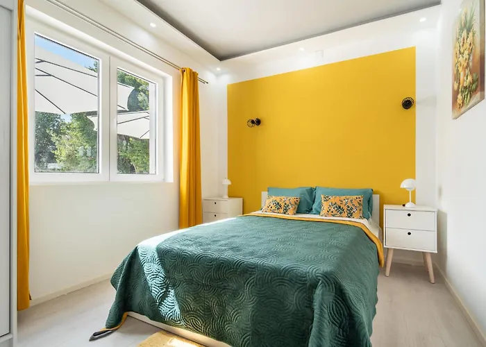 Дом отдыха 3 Bedroom In *